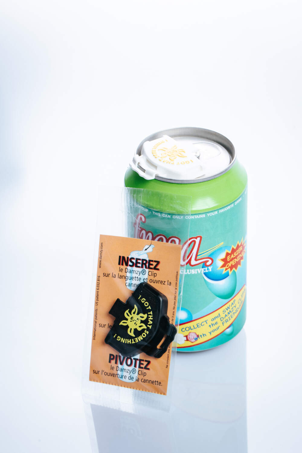 Photo d'une canette avec un Damzy Clip